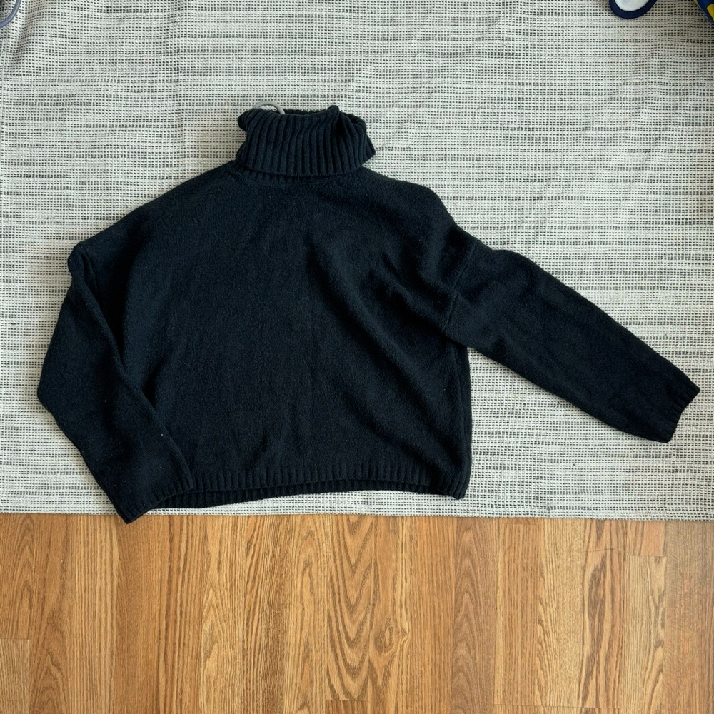 Abercrombie & Fitch Black Turtleneck Sweater